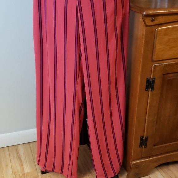 NWOT!!! Express striped romper size medium NWOT!!! - Picture 3 of 6